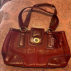 Coach No E0793-11330 burgandy handbag leather